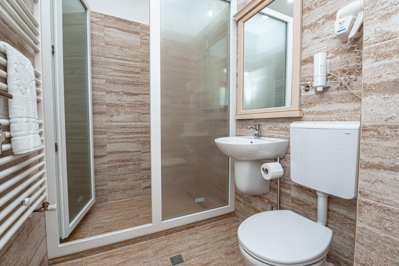 Hotel Rin Sibiu Luaran gambar